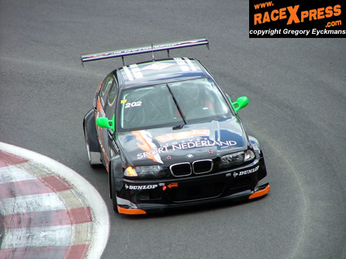 JR Motorsport in actie